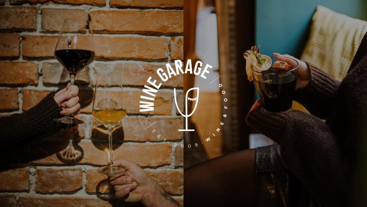 Wine Apartments Краков Экстерьер фото