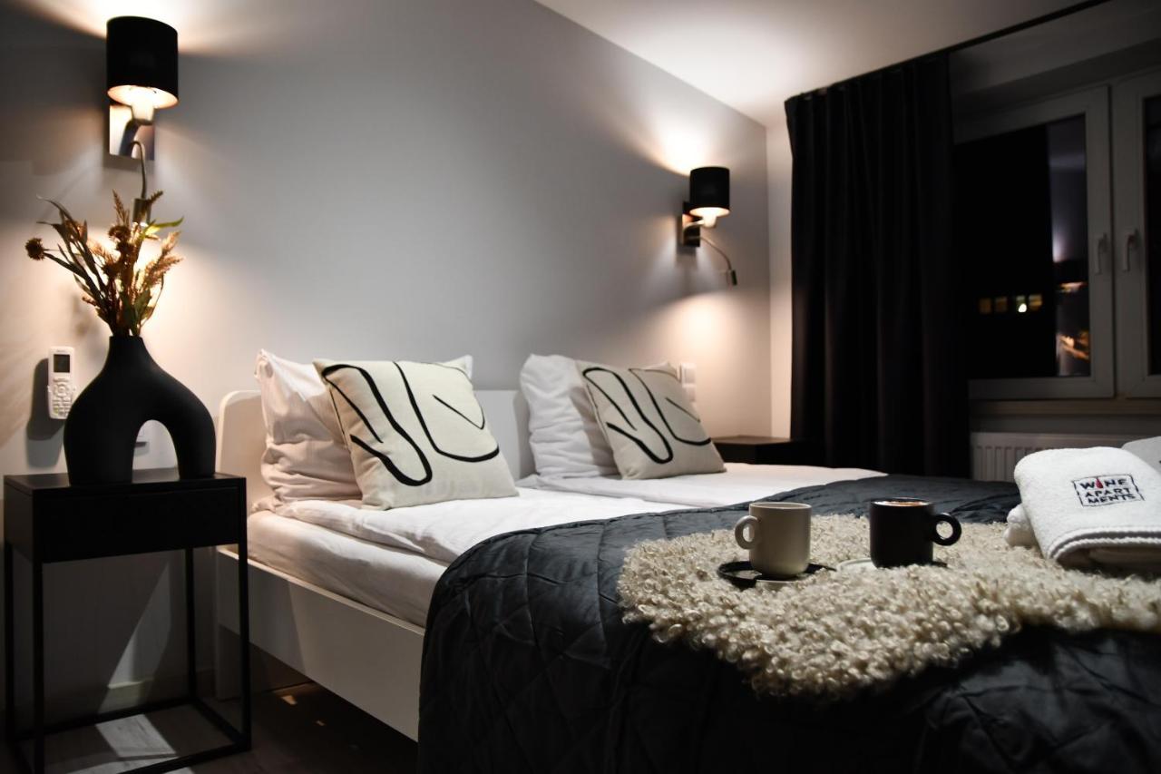 Wine Apartments Краков Экстерьер фото