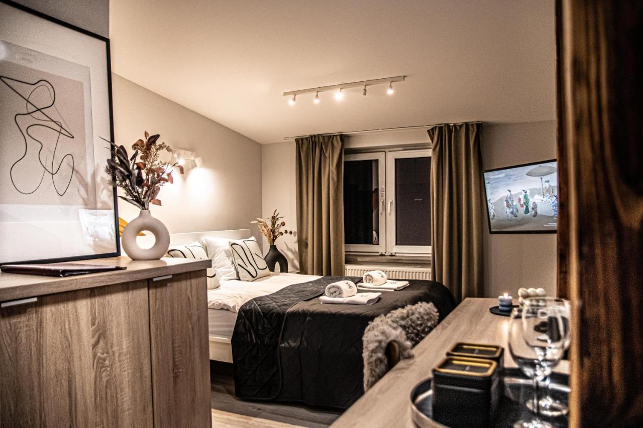 Wine Apartments Краков Экстерьер фото