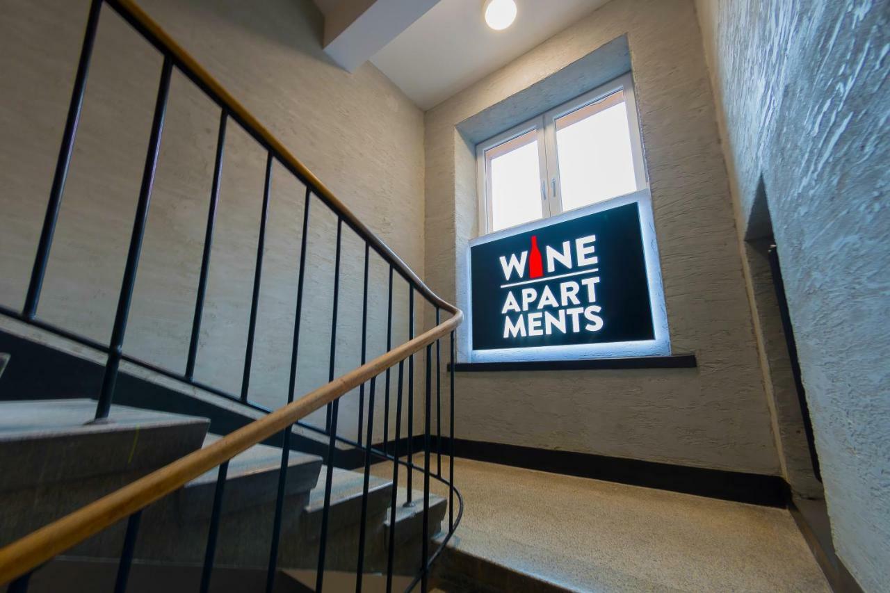 Wine Apartments Краков Экстерьер фото